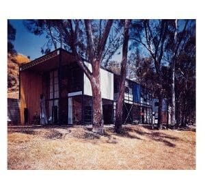 A house with trees in the background