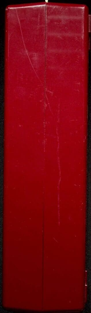 Vertical scratched red rectangular box